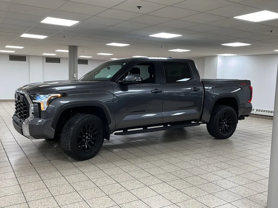 Toyota Tundra 2025 photo 3