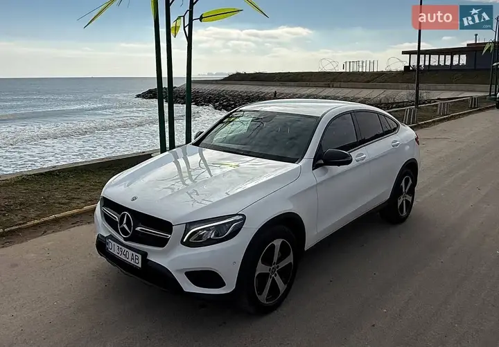 Mercedes-Benz Glc 2018 photo 3