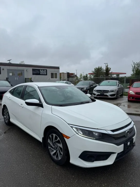 Honda Civic 2018 photo 3