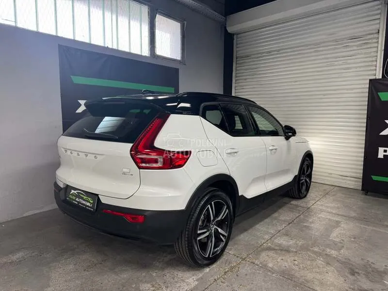 Volvo Xc40 2021 photo 4
