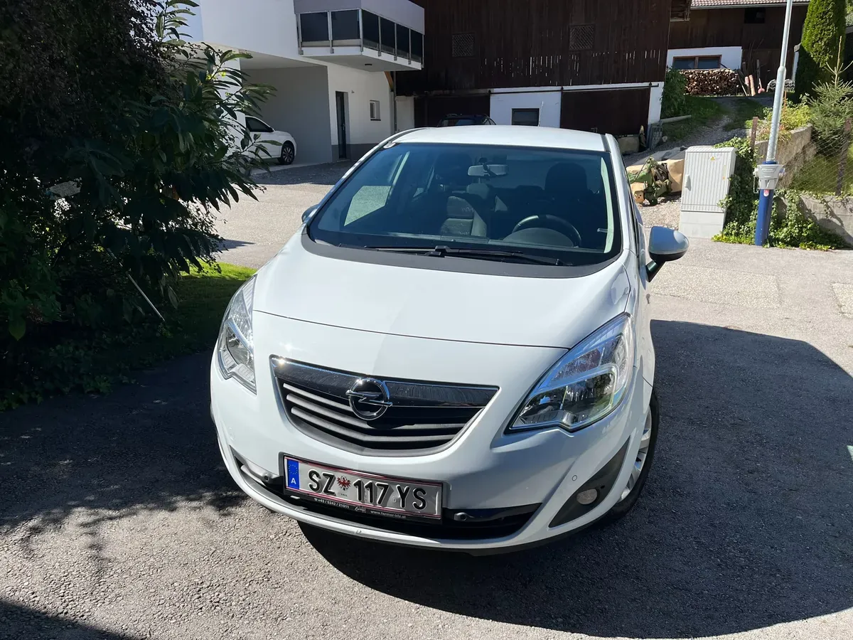 Opel Meriva 2012 photo 2