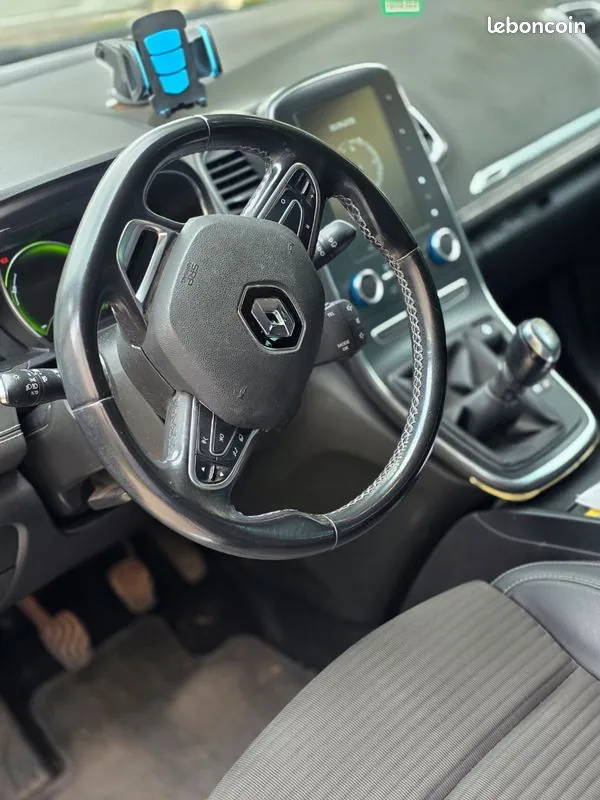 Renault Grand Scenic 2018 photo 5