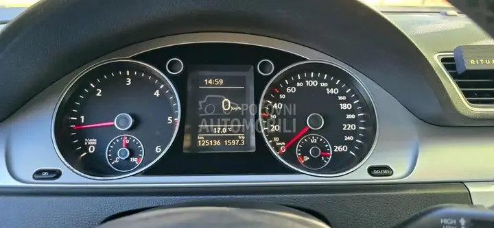 Volkswagen Passat B7 2011 photo 4