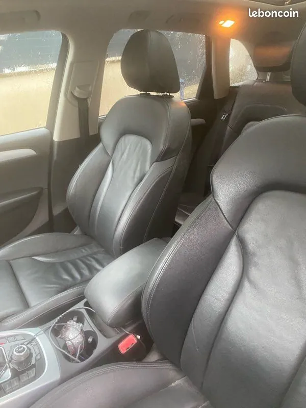 Audi Q5 2010 photo 2