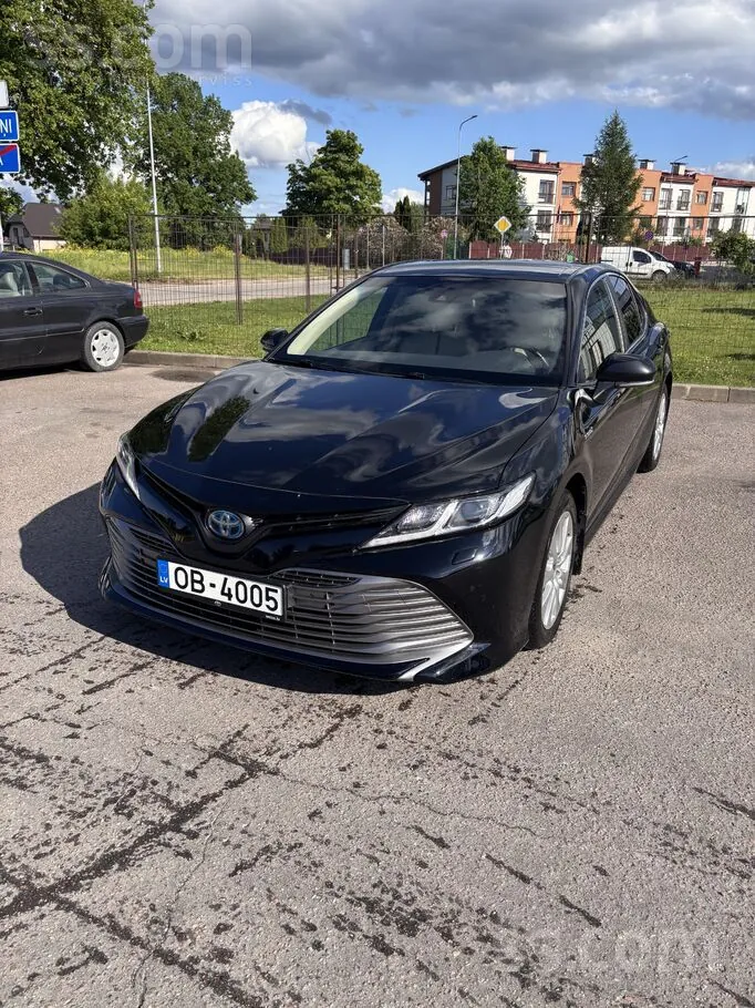 Toyota Camry 2020 photo 2
