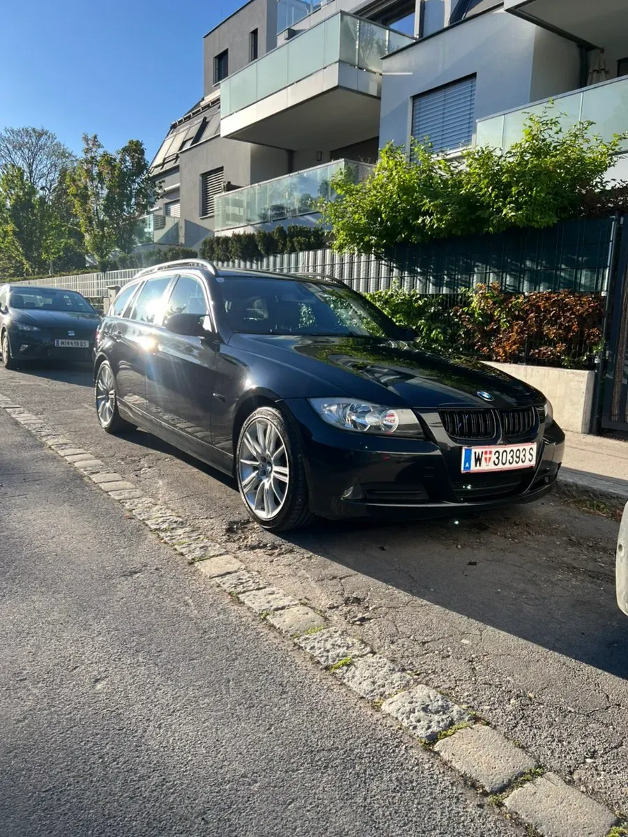 BMW 3 Series 2008 photo 2