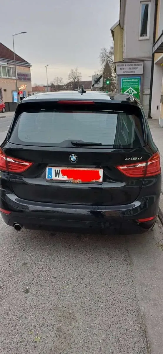BMW 2 Series Gran Tourer 2016 photo 2