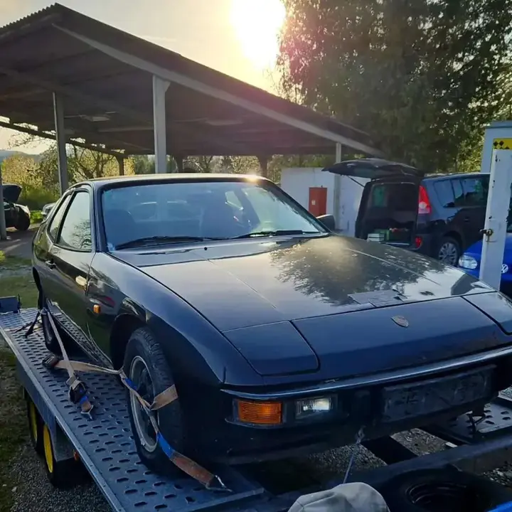 Porsche 924
