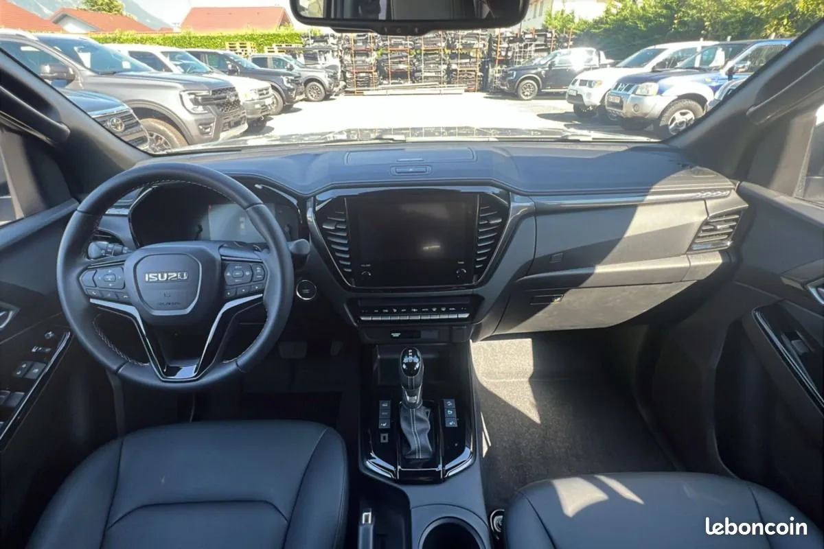 Isuzu D-Max 2025 photo 3