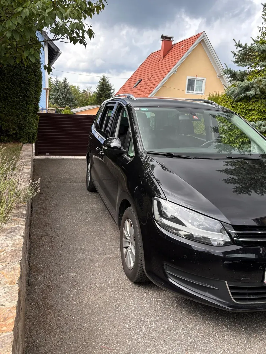 Volkswagen Sharan 2011 photo 3