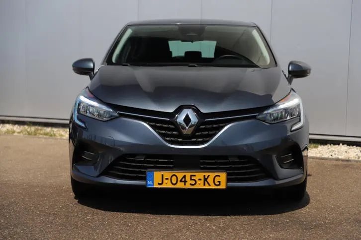 Renault Clio 2020 photo 2