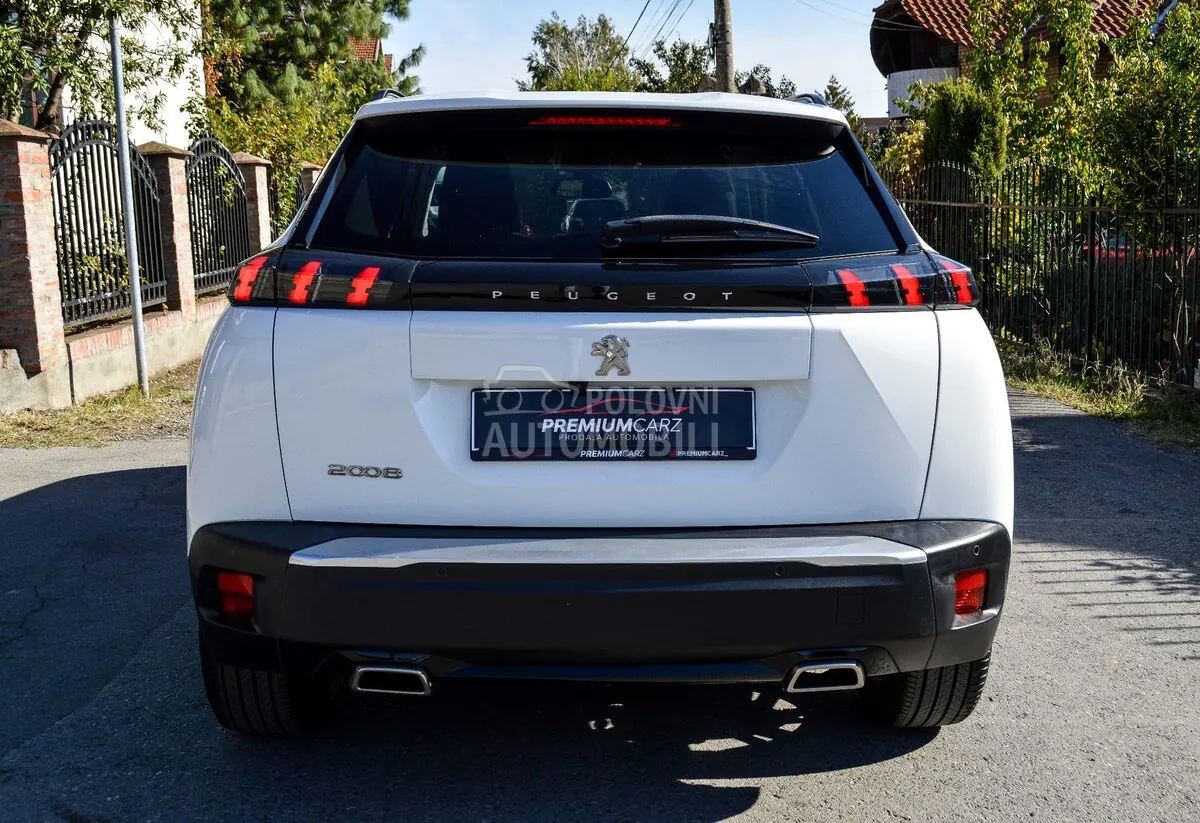 Peugeot 2008 2021 photo 5