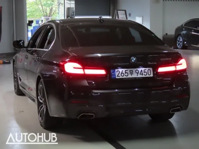 BMW 5 Series 2022 photo 4