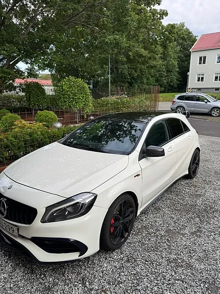 Mercedes-Benz A45 2017 photo 2