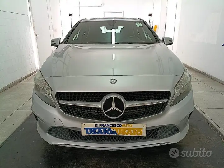Mercedes-Benz A 200 2017 photo 3