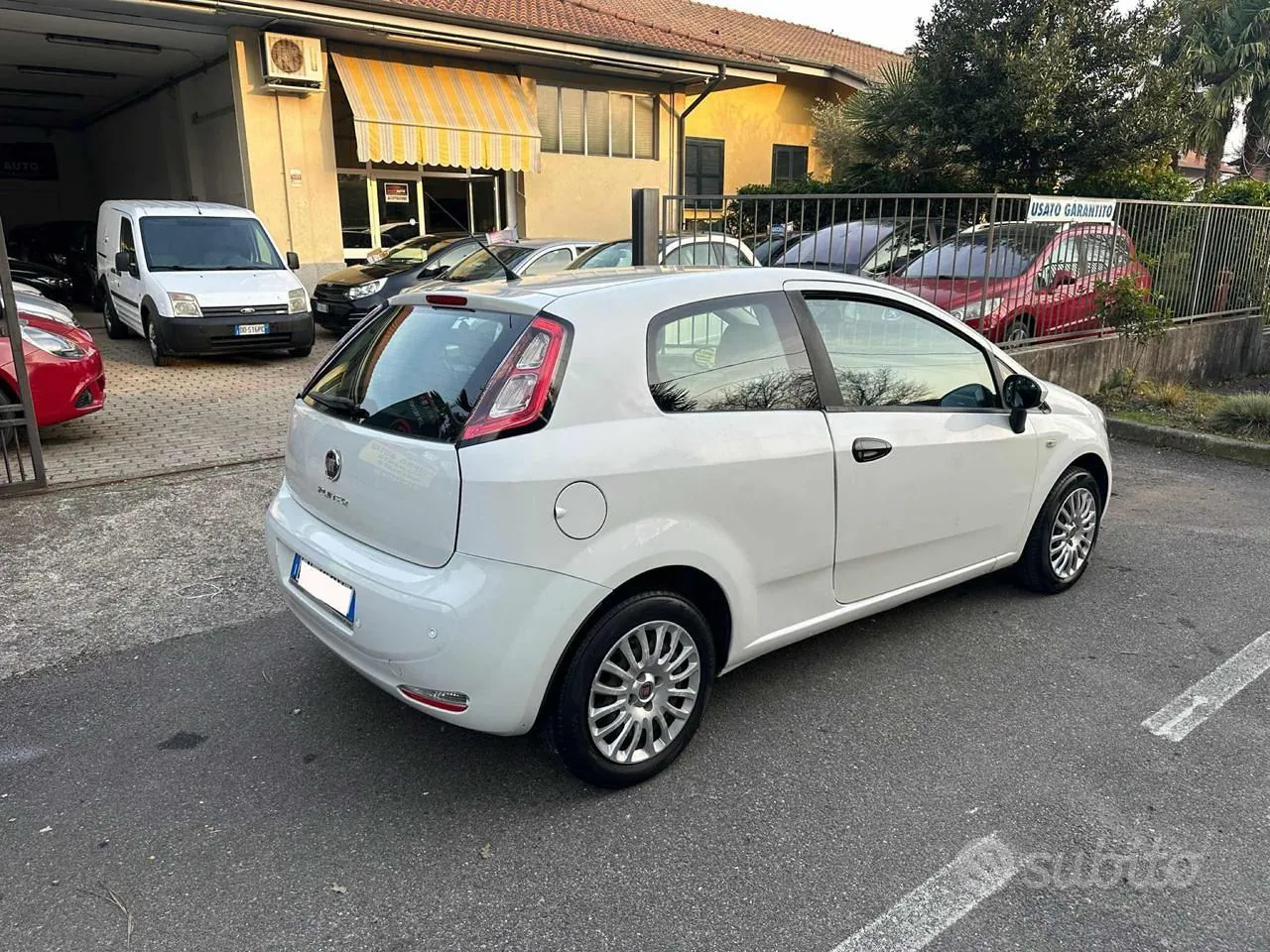 Fiat Punto Evo 2012 photo 4