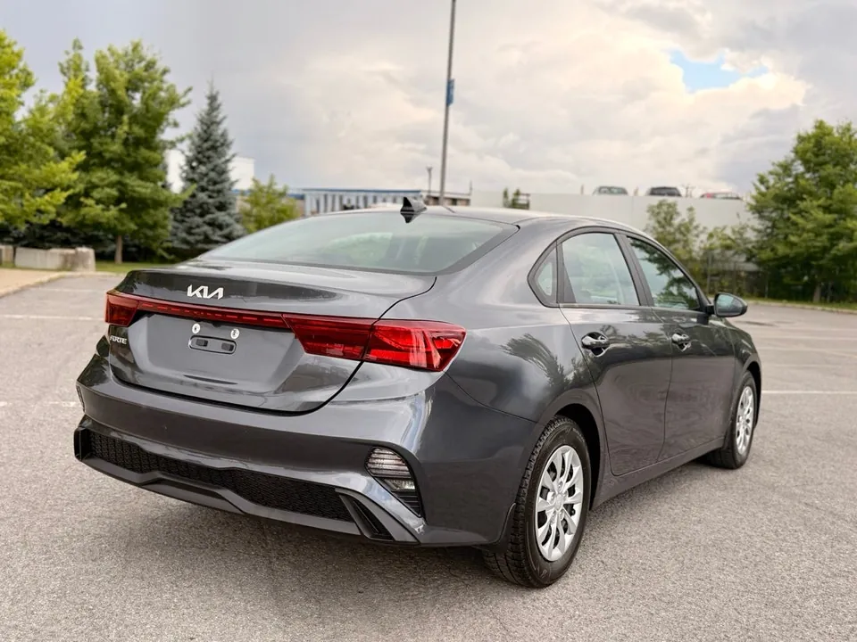 Kia Forte 2023 photo 3