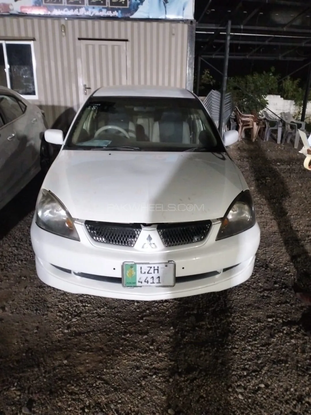 Mitsubishi Lancer