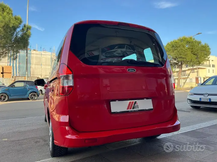 Ford Tourneo Courier 2018 photo 5