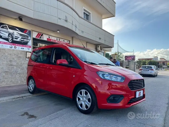 Ford Tourneo Courier 2018 photo 3