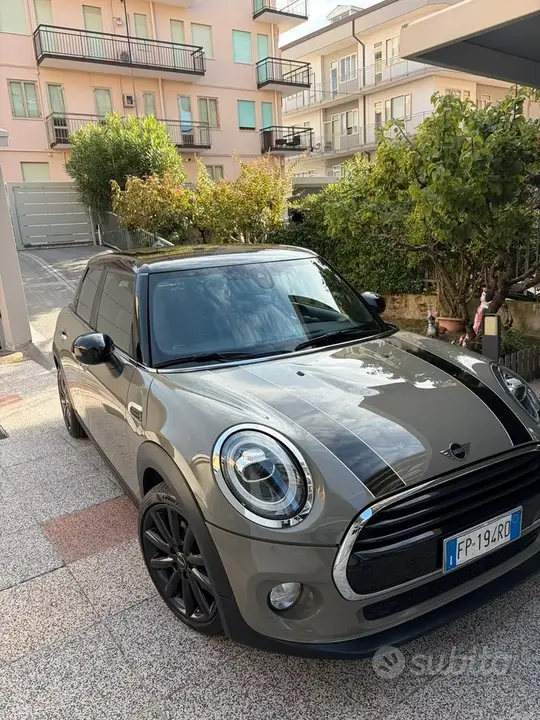 Mini Mini Cooper 2018 photo 3