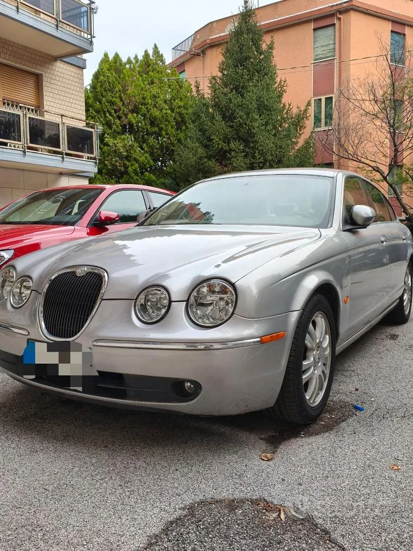 Jaguar S-Type