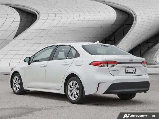 Toyota Corolla 2024 photo 3