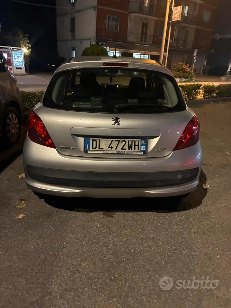 Peugeot 207 2008 photo 5