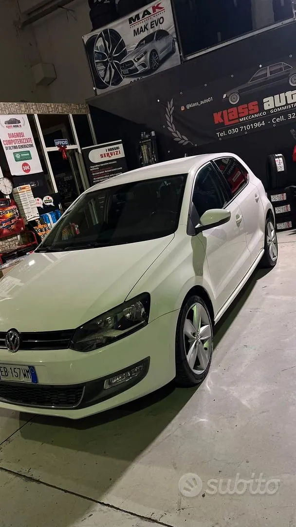 Volkswagen Polo 2010 photo 2