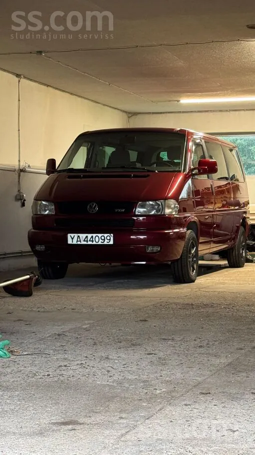 Volkswagen Caravelle
