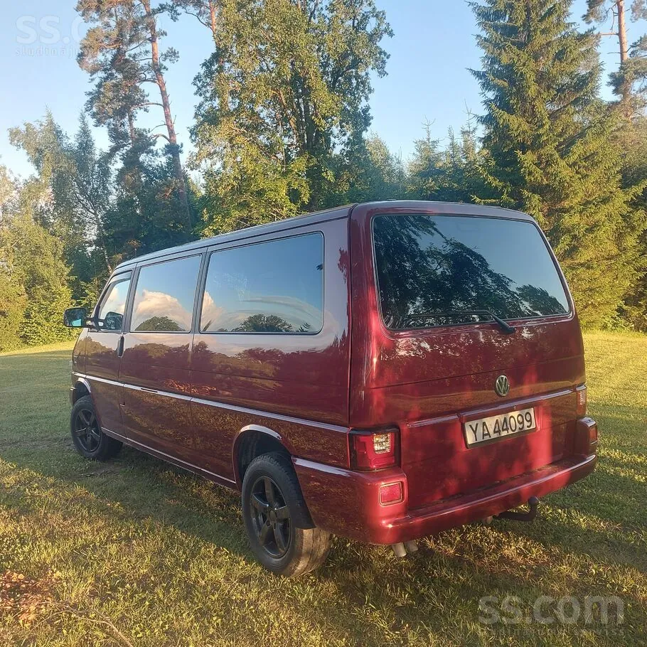 Volkswagen Caravelle 1999 photo 2