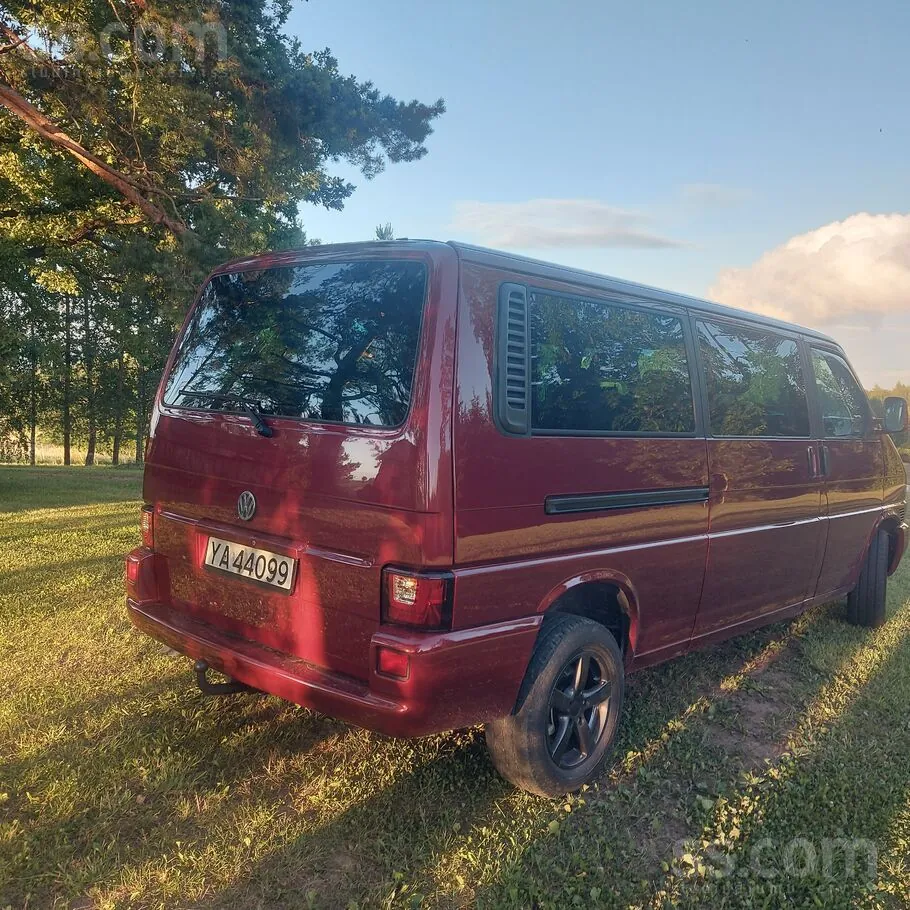 Volkswagen Caravelle 1999 photo 3