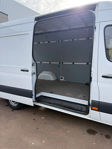 Mercedes-Benz Sprinter 315 2023 photo 5