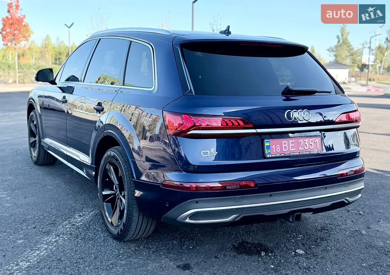 Audi Q7 2022 photo 5