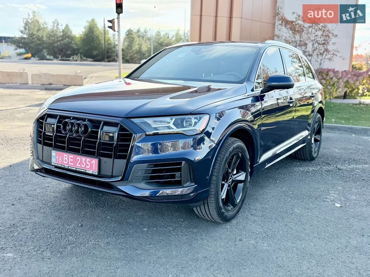 Audi Q7 2022 photo 3