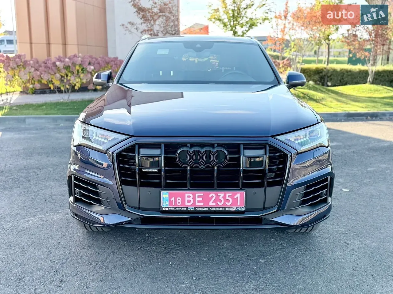 Audi Q7 2022 photo 2