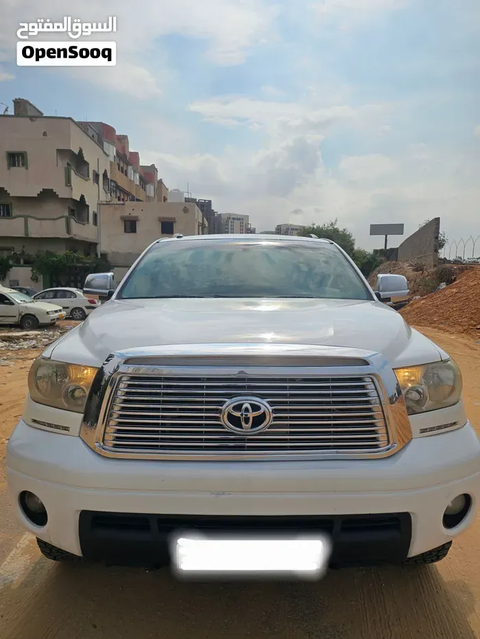 Toyota Tundra 2011 photo 5
