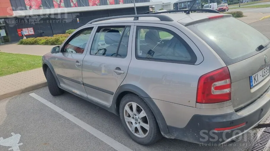 Skoda Octavia 2008 photo 3