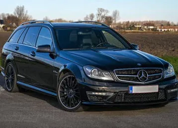 Mercedes-Benz C63 Amg