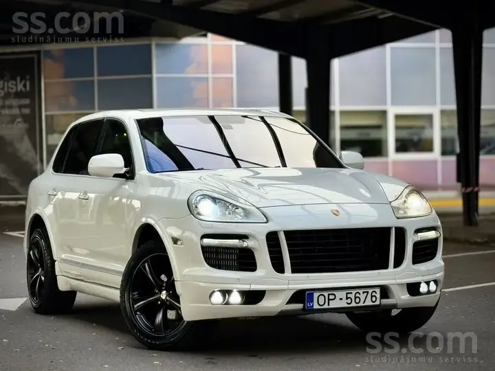 Porsche Cayenne 2010 photo 5