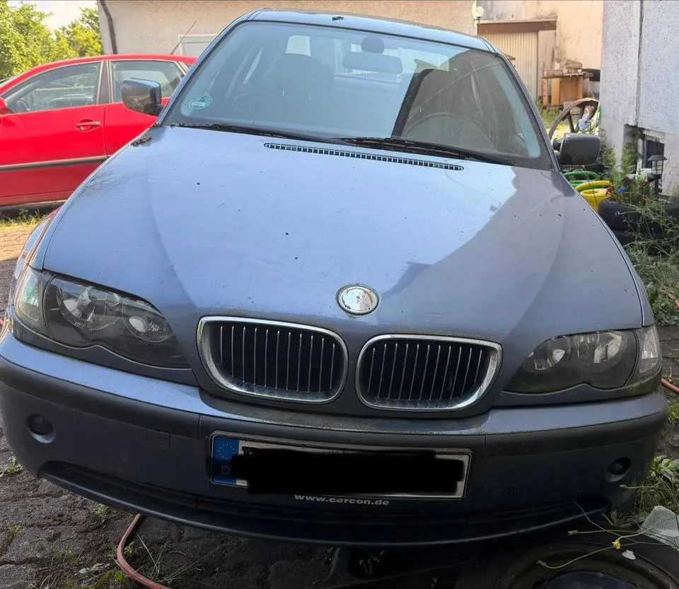 BMW 320I