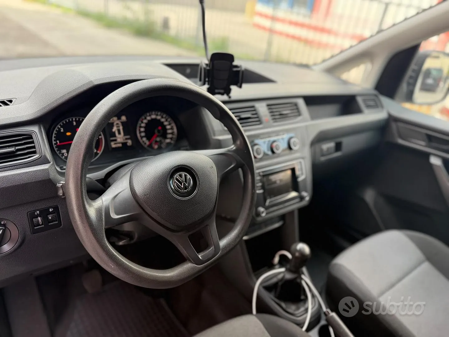 Volkswagen Caddy 2023 photo 3