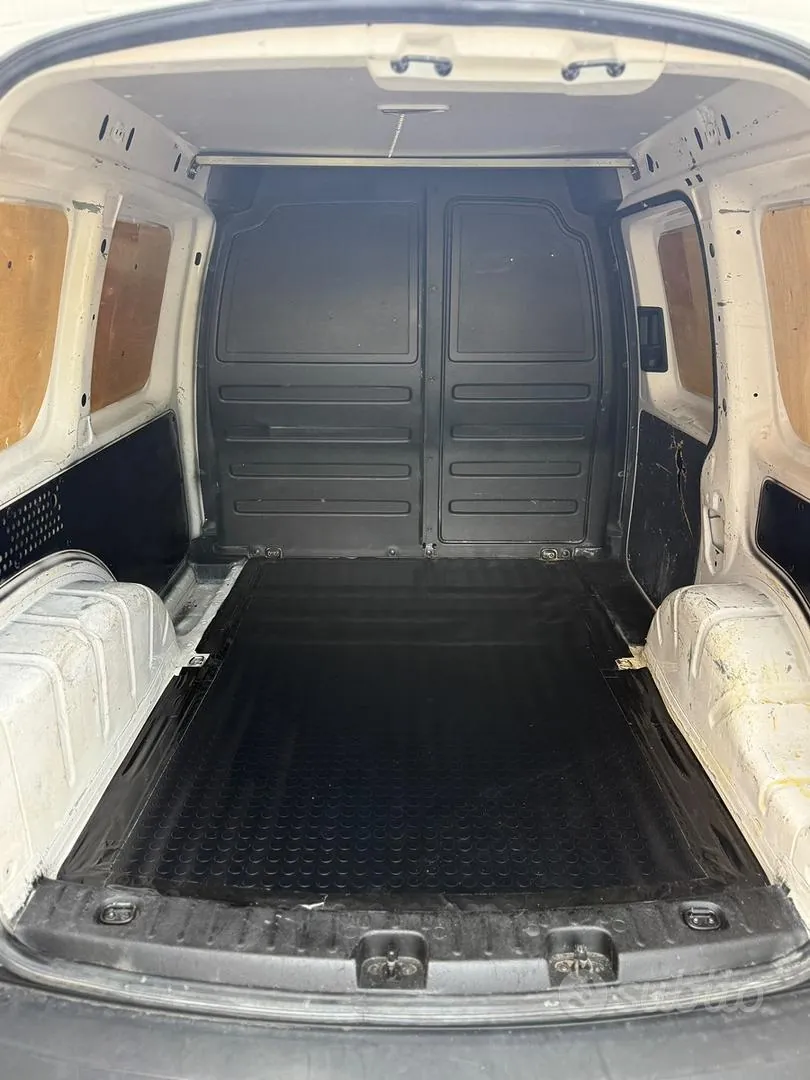Volkswagen Caddy 2023 photo 4