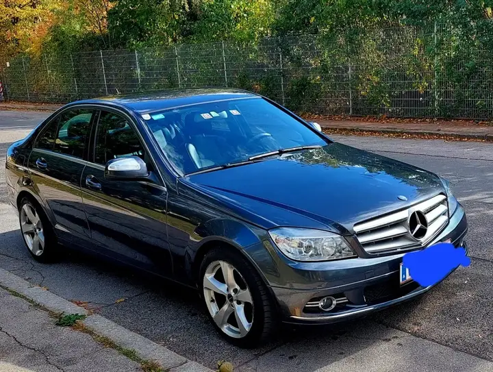Mercedes-Benz C-Class 2008 photo 2