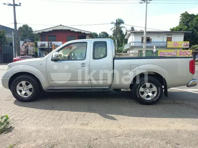 Nissan Navara 2013 photo 4