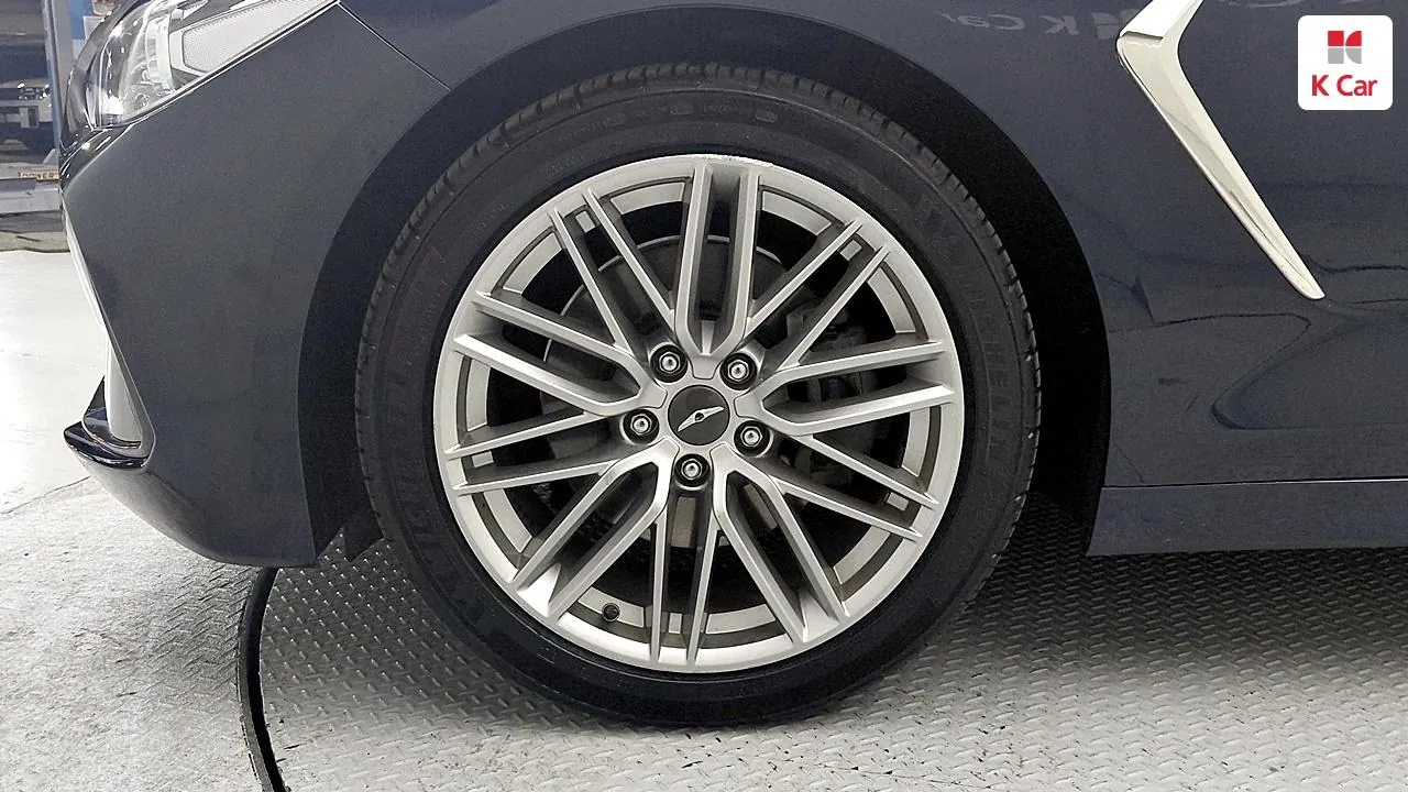 Genesis G70 2020 photo 5