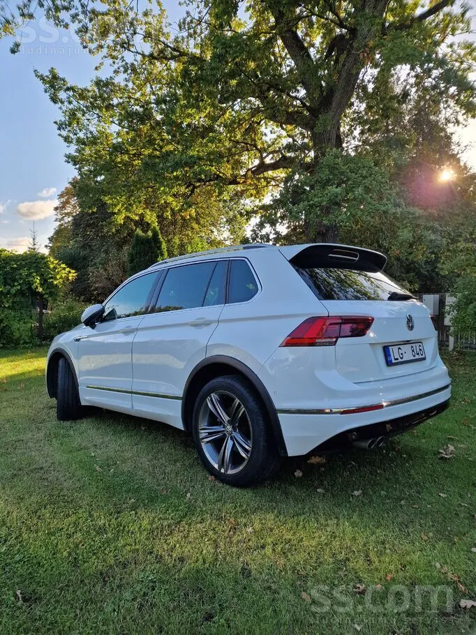 Volkswagen Tiguan 2018 photo 2