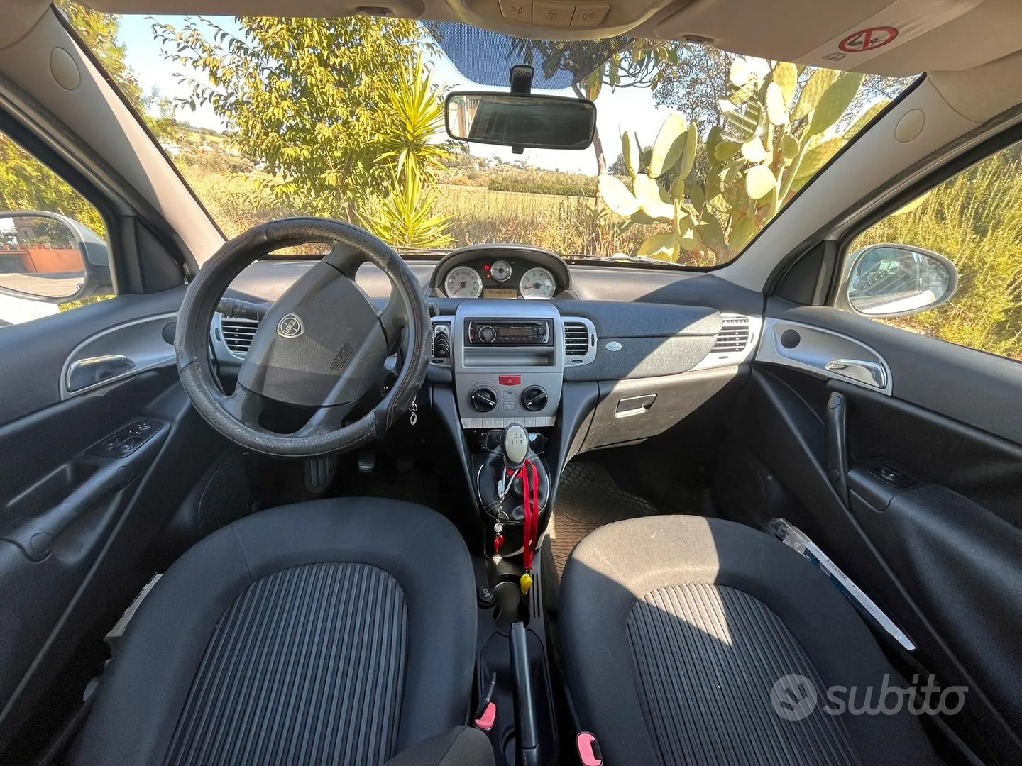 Lancia Ypsilon 2010 photo 4