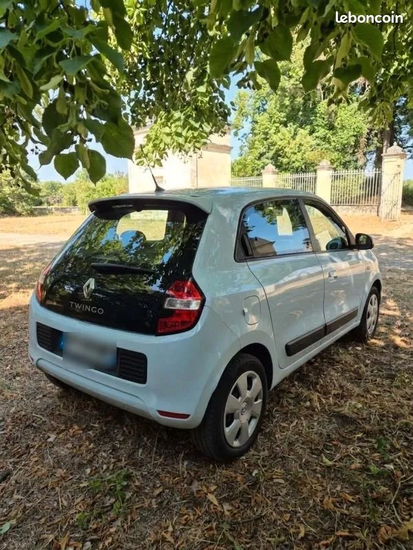 Renault Twingo 2015 photo 2