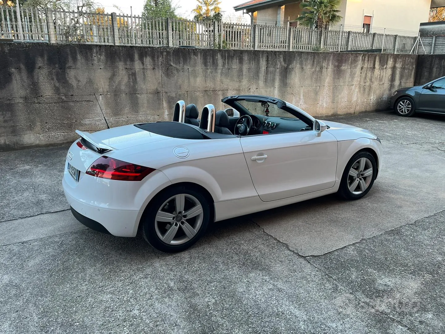 Audi Tt 2009 photo 2